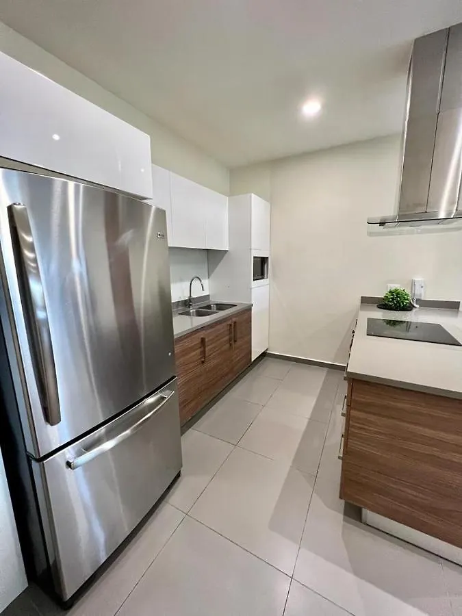 Апартаменты Lujoso Departamento En El Corazon De Playa Плая-дель-Кармен 0*,
