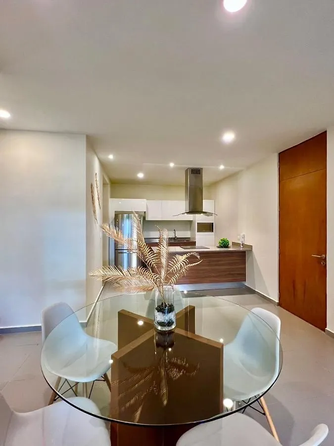Апартаменты Lujoso Departamento En El Corazon De Playa Плая-дель-Кармен