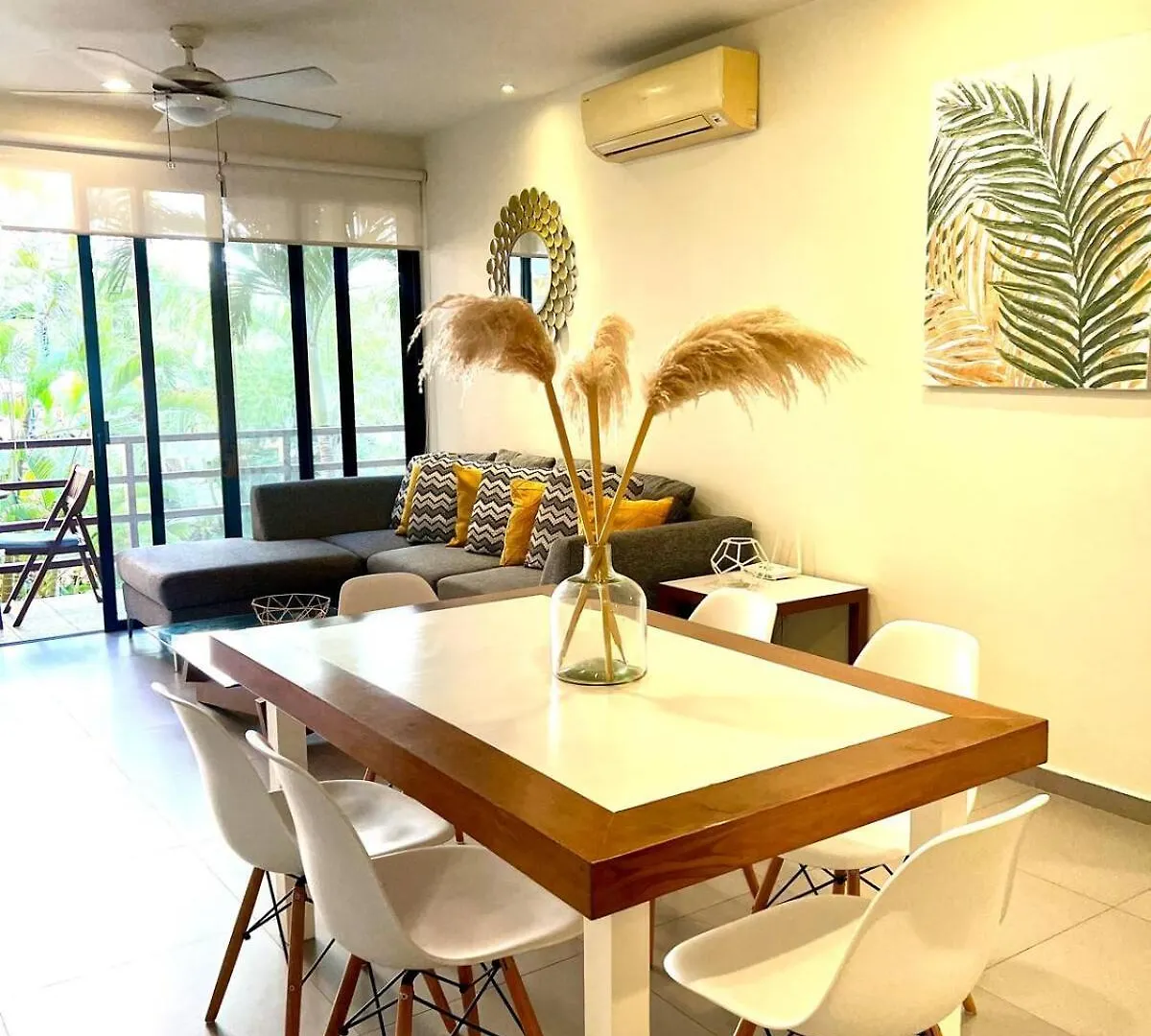 Апартаменты Lujoso Departamento En El Corazon De Playa Плая-дель-Кармен