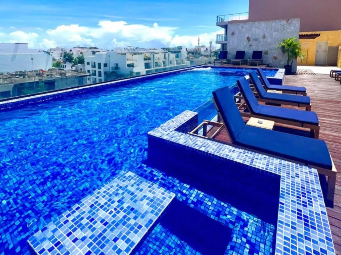 Апартаменты Lujoso Departamento En El Corazon De Playa Плая-дель-Кармен